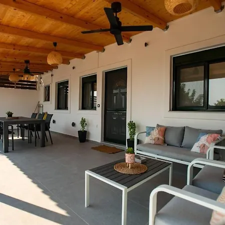 Yolo Resort- Giardino