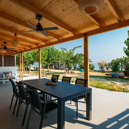 Yolo Resort- Giardino Daire *